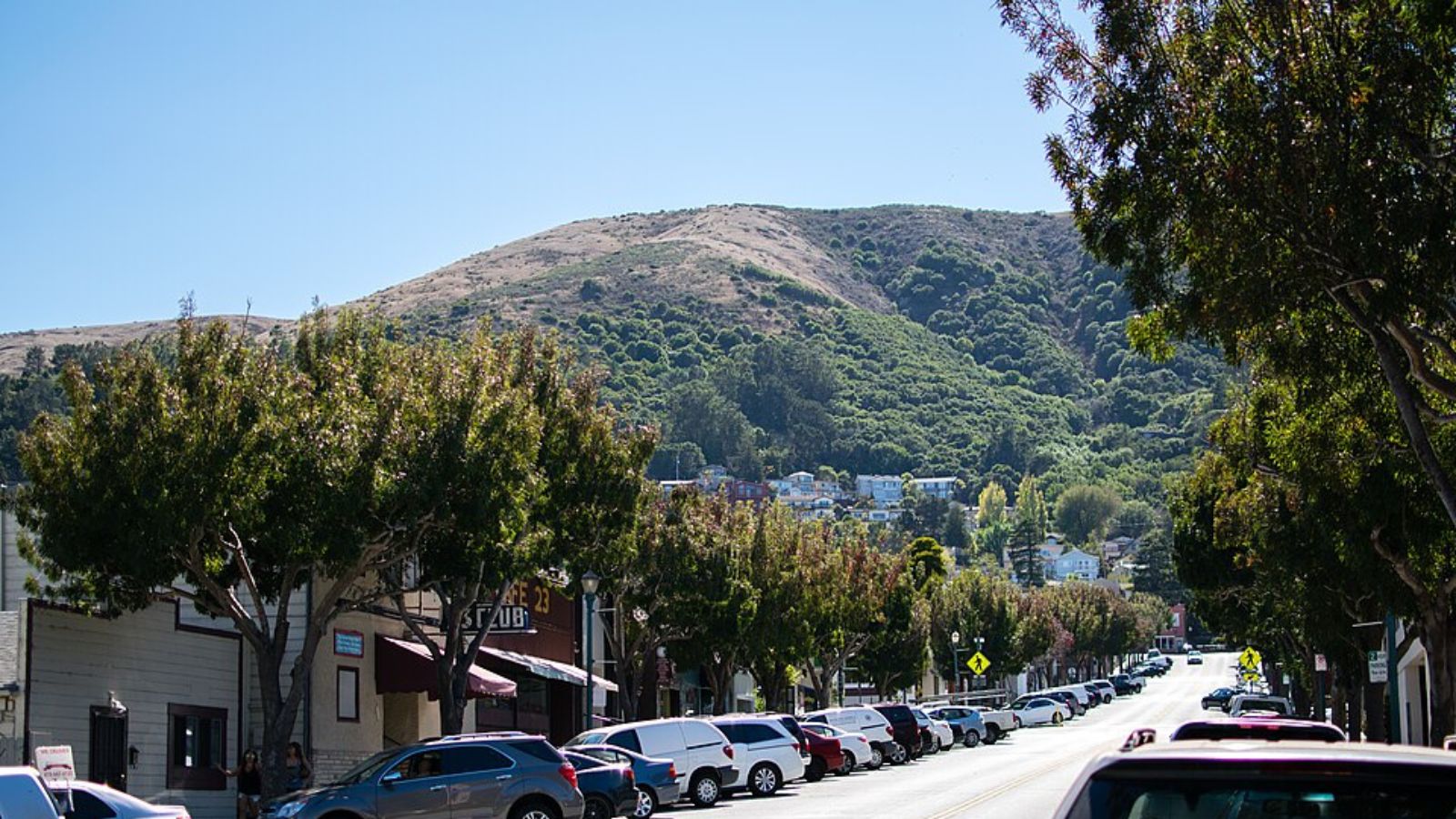 Dry Cleaning pickup and delivery in Brisbane, California