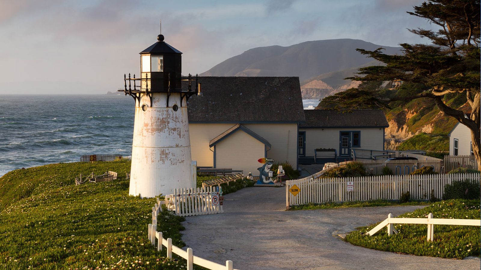 Wash & Fold pickup and delivery in Montara, California