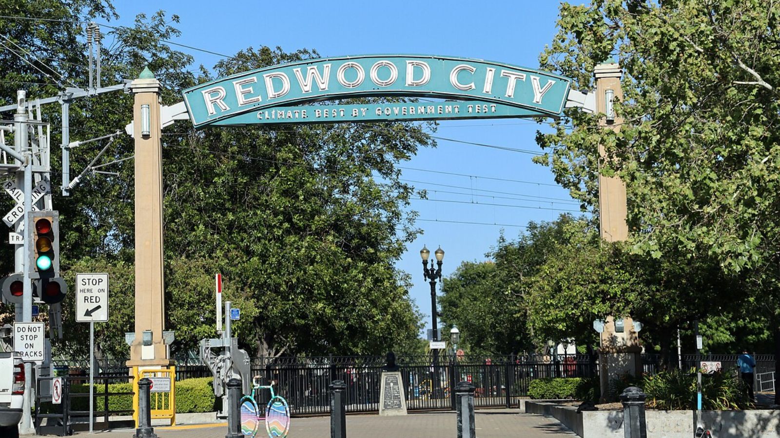 Wash & Fold pickup and delivery in Redwood City, California