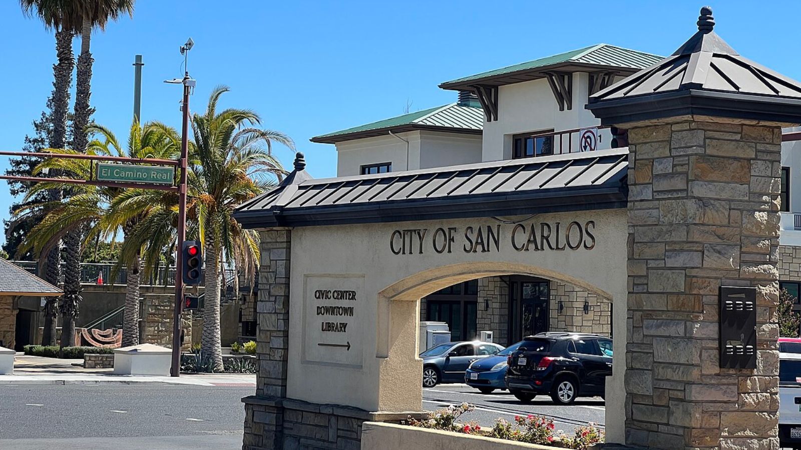 Wash & Fold pickup and delivery in San Carlos, California